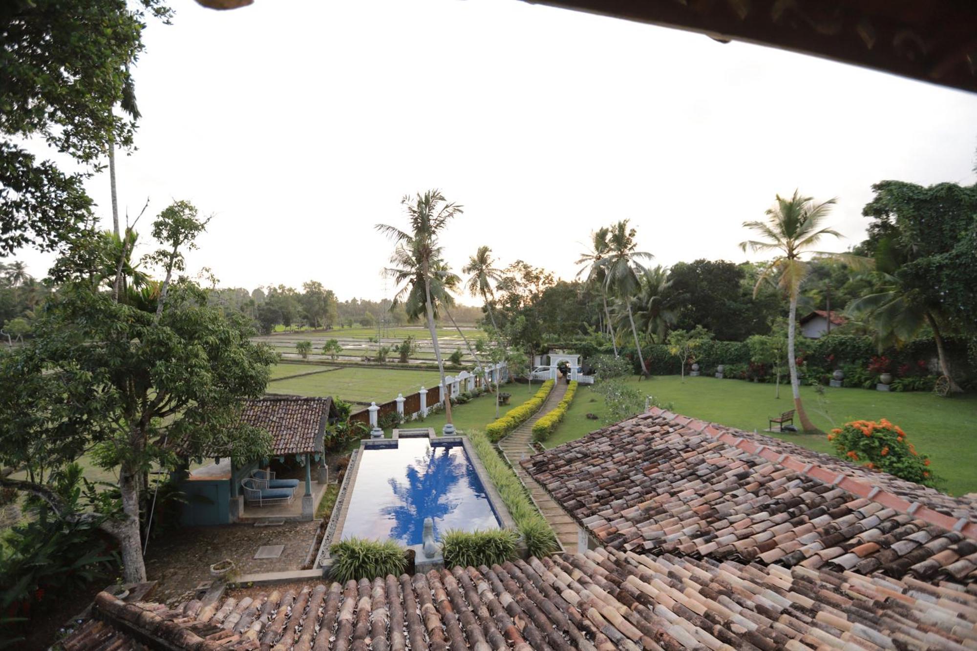 Villa Kubura Hikkaduwa Exterior photo